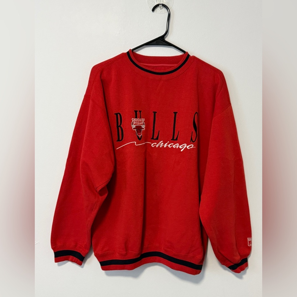 Vintage LOGO 7 Chicago Bulls Crewneck Sweater